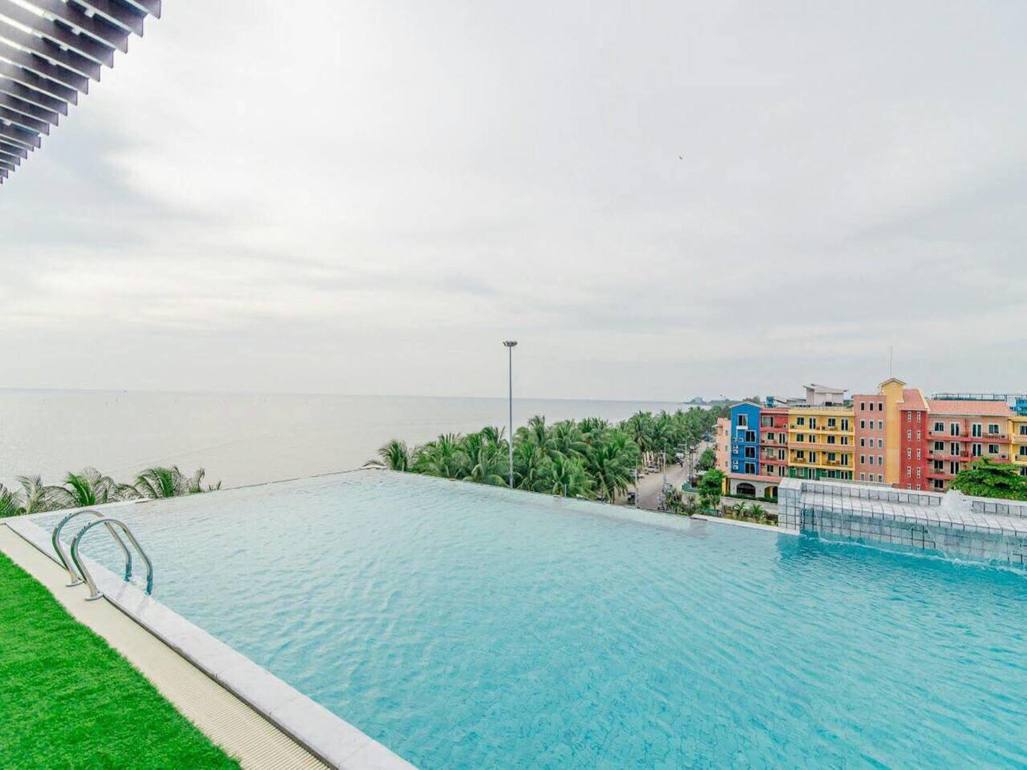 Hotel Panitar Haus Chonburi Exterior foto
