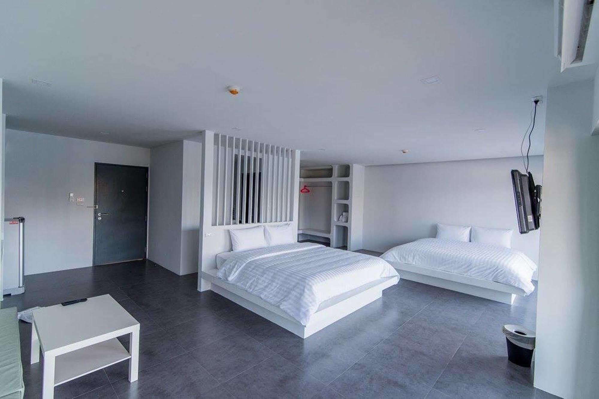 Hotel Panitar Haus Chonburi Exterior foto